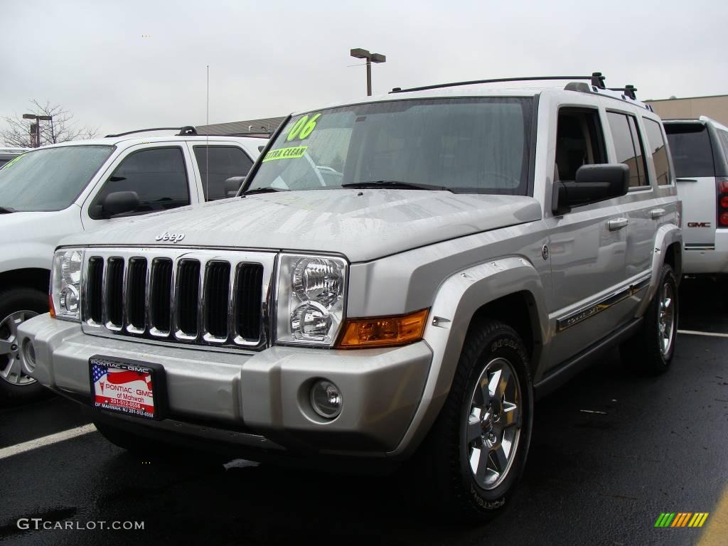 2006 Commander Limited 4x4 - Bright Silver Metallic / Khaki photo #1