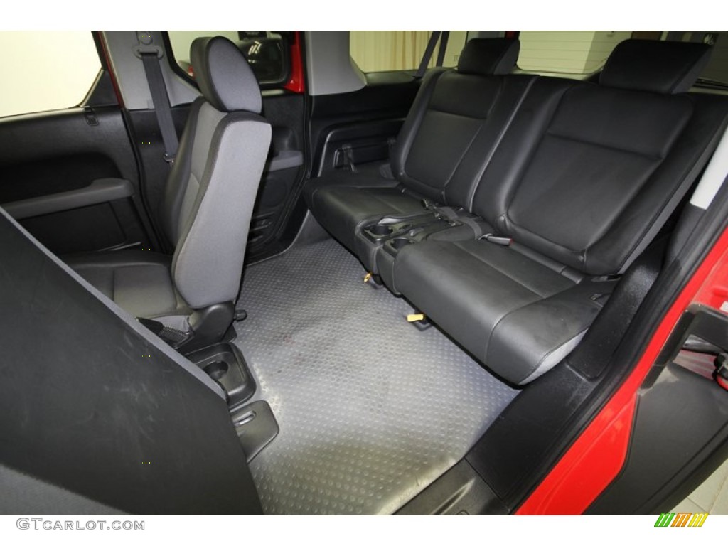 2006 Honda Element LX Rear Seat Photo #67284704