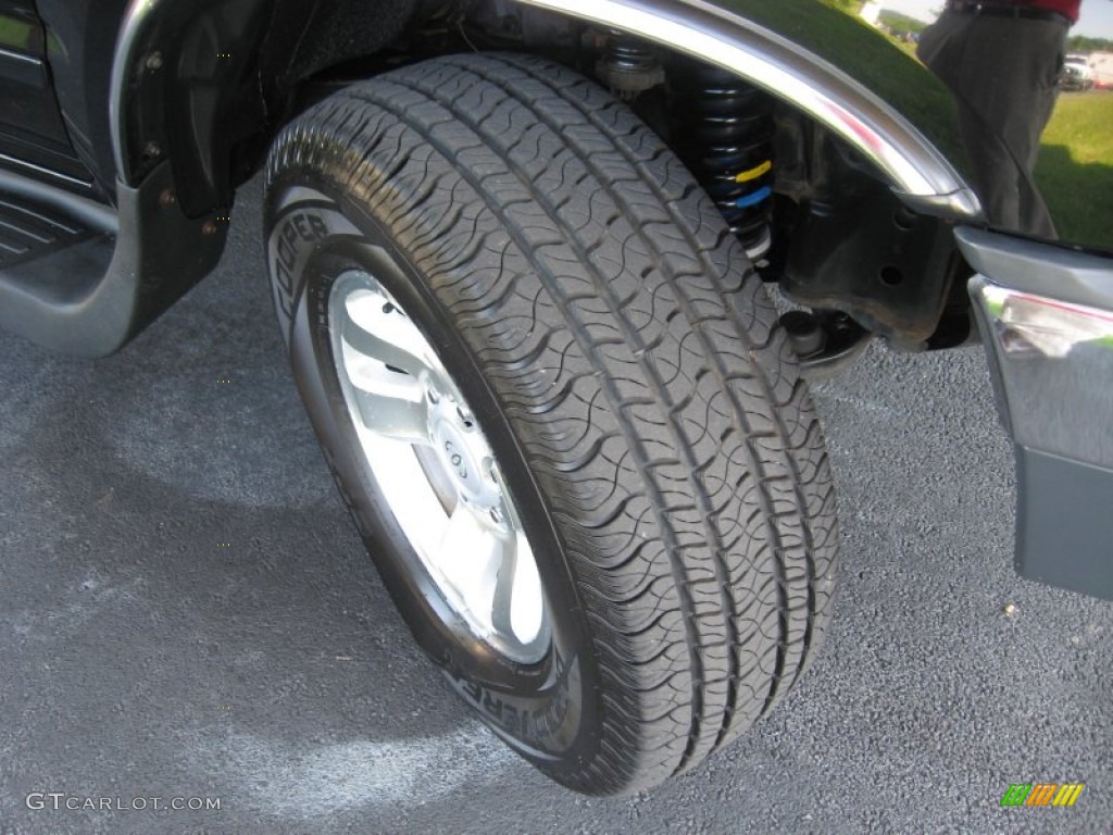 1999 4Runner SR5 4x4 - Black / Oak photo #13