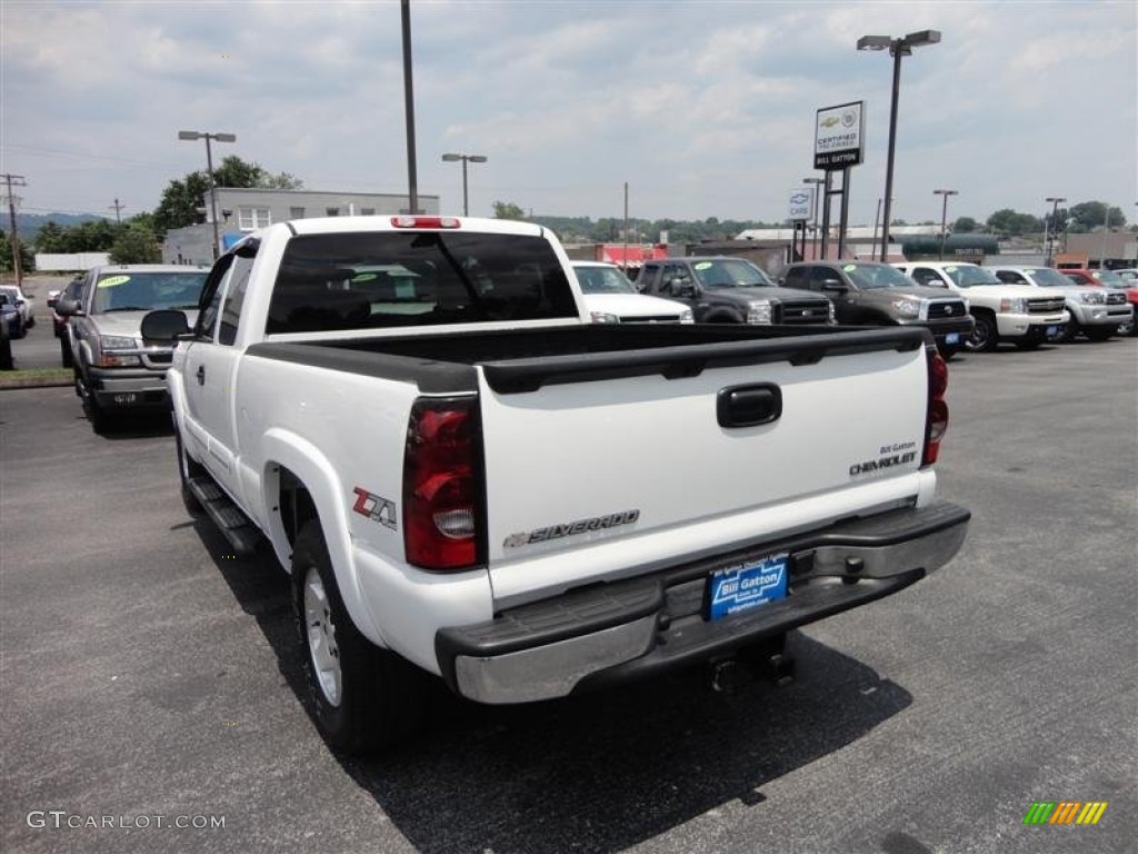 2004 Silverado 1500 Z71 Extended Cab 4x4 - Summit White / Dark Charcoal photo #3