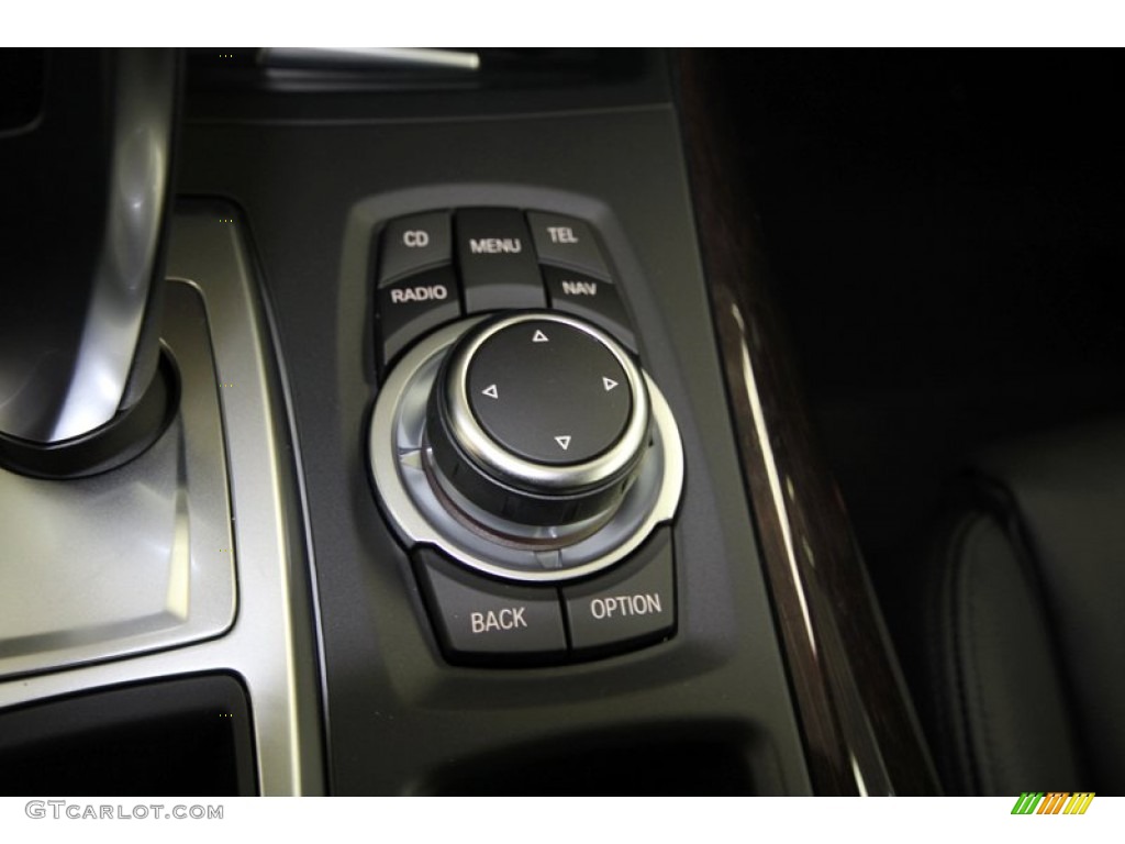 2013 BMW X5 xDrive 50i Controls Photo #67290532