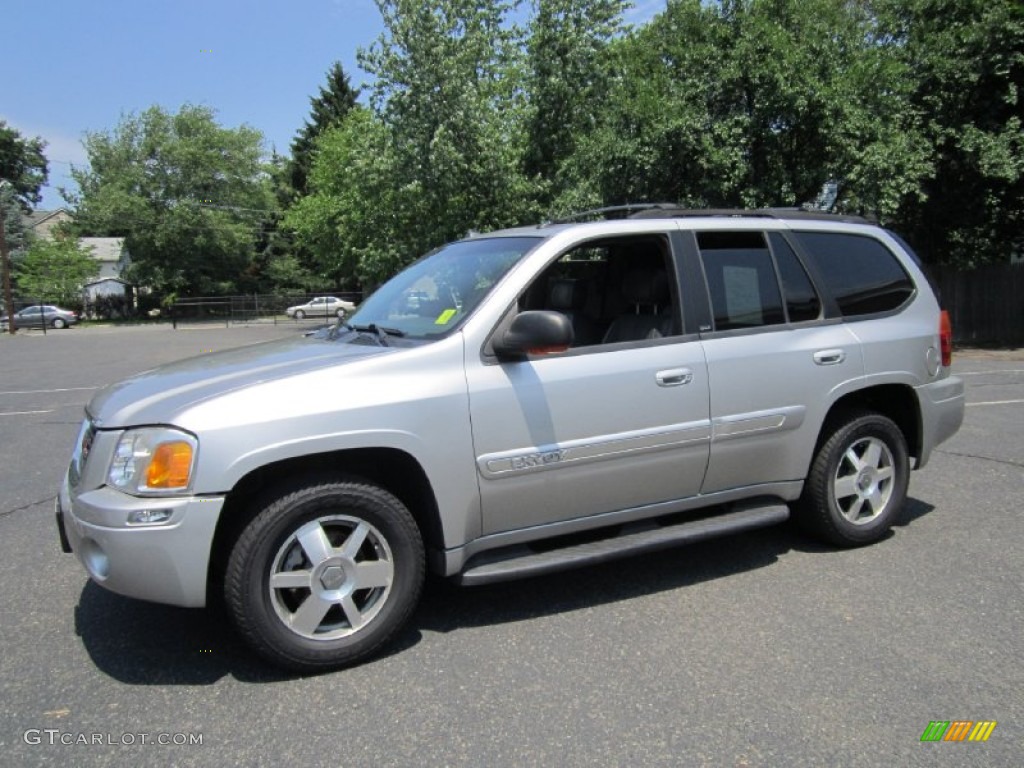 2004 Envoy SLT 4x4 - Liquid Silver Metallic / Medium Pewter photo #1