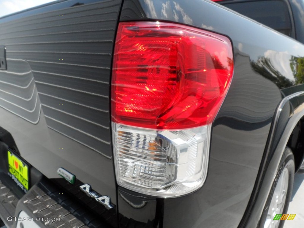 2011 Tundra Limited CrewMax 4x4 - Black / Sand Beige photo #19