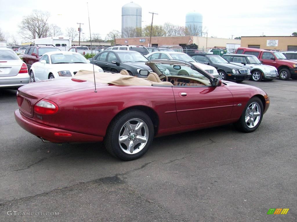 1997 XK XK8 Convertible - Carnival Red Pearl Metallic / Cashmere photo #10