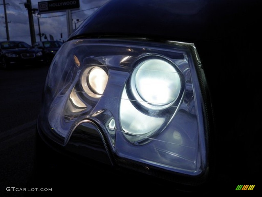 2006 Maserati Quattroporte Sport GT Headlight Photo #67308935