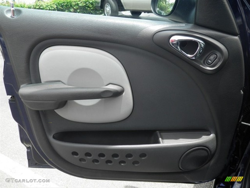 2004 PT Cruiser Dream Cruiser Series 3 - Midnight Blue Pearlcoat/Bright Silver Metallic / Dark Slate Gray photo #27