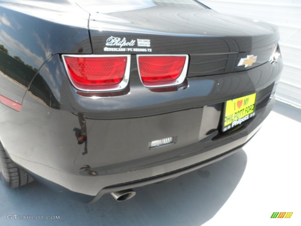 2011 Camaro LS Coupe - Black / Black photo #18