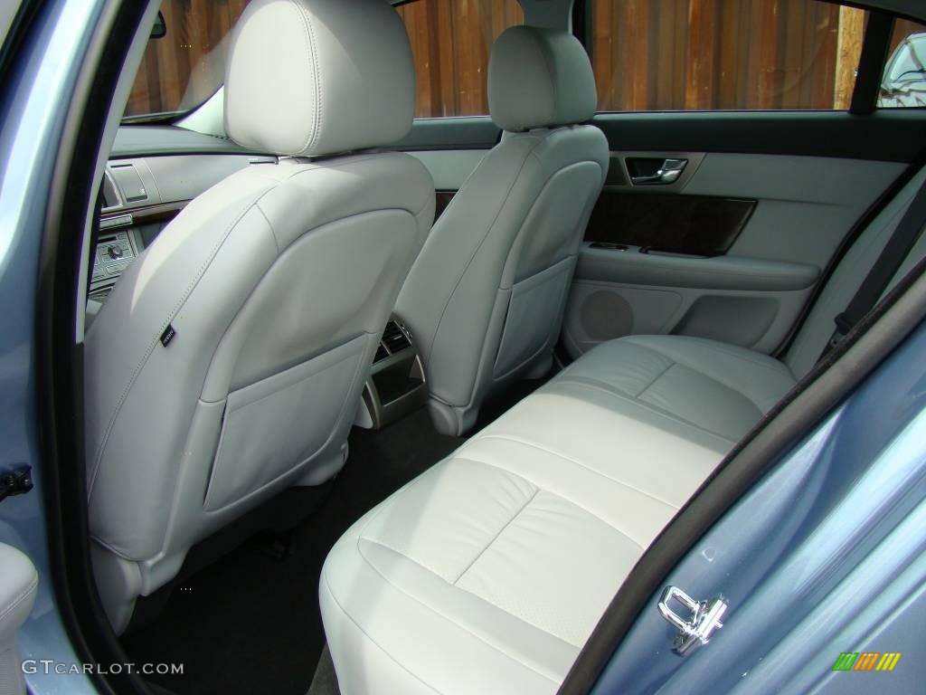 Dove/Charcoal Interior 2009 Jaguar XF Luxury Photo #6731119
