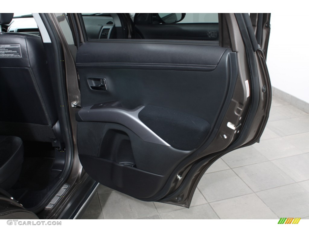 2010 Mitsubishi Outlander XLS 4WD Black Door Panel Photo #67312919