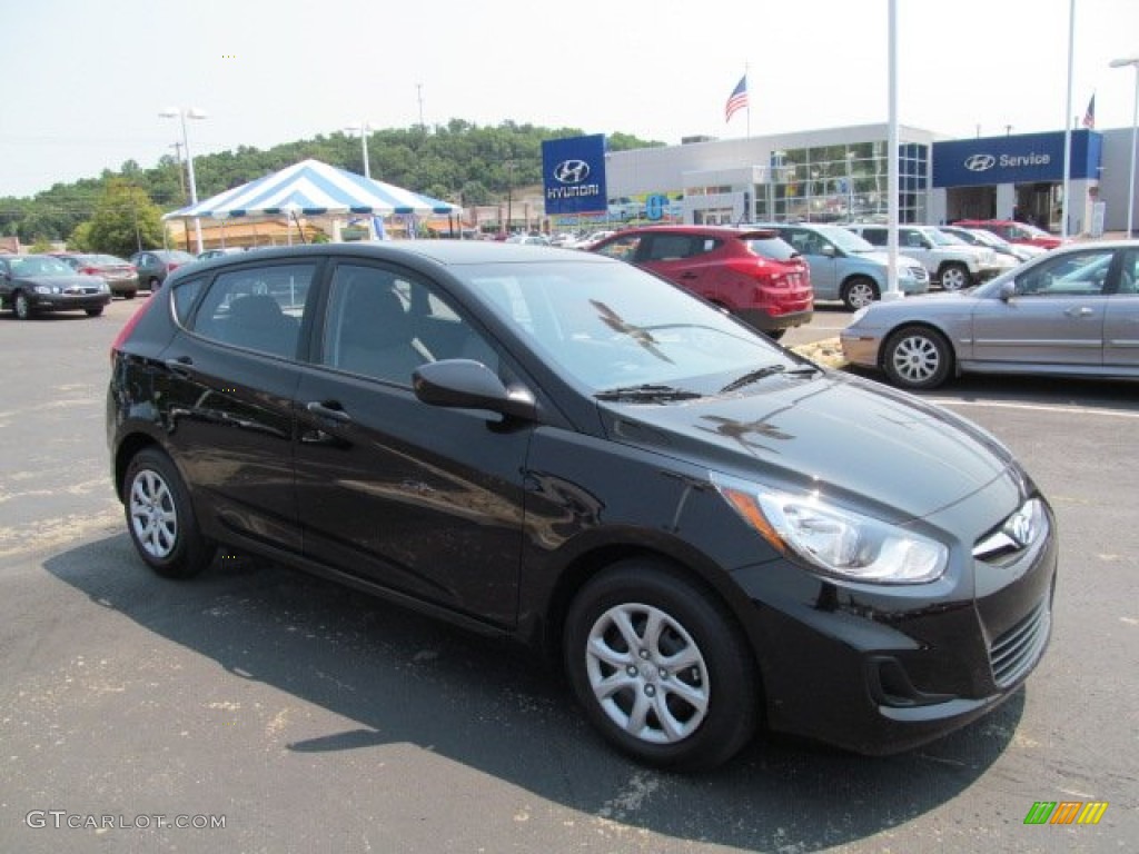 2012 Accent GS 5 Door - Ultra Black / Black photo #1