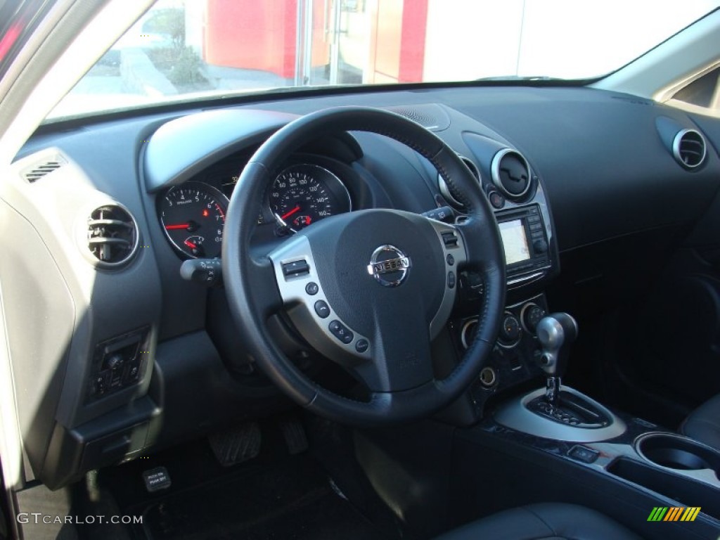 2011 Rogue SL AWD - Wicked Black / Black photo #19