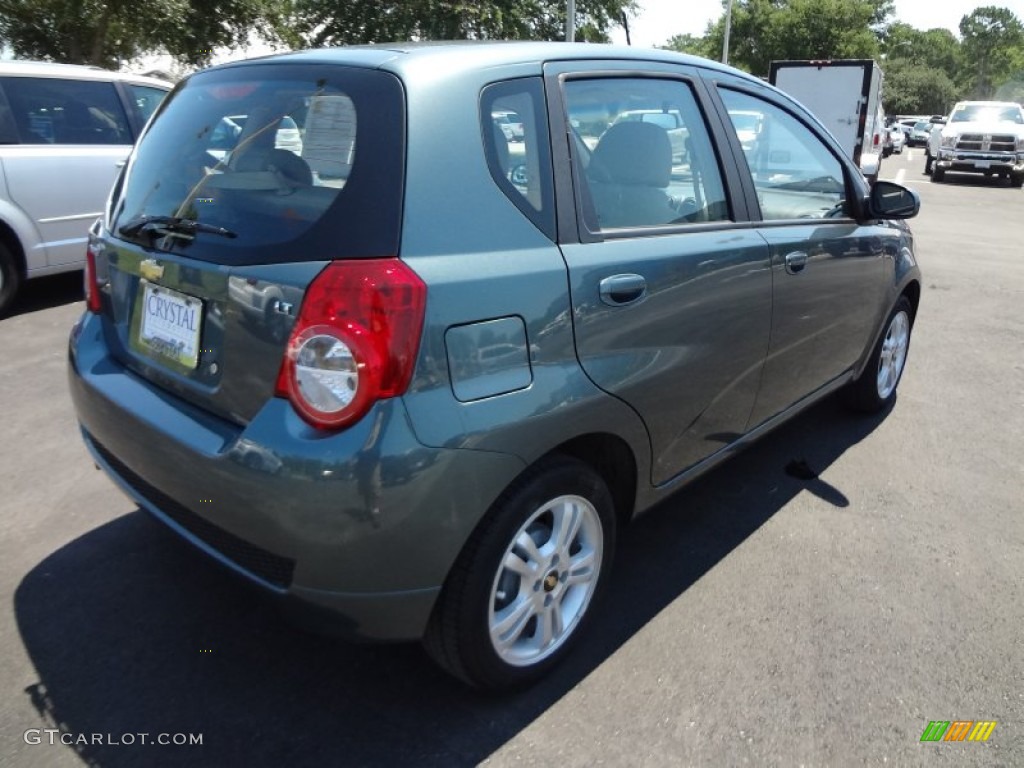 2010 Aveo Aveo5 LT - Wintergreen / Neutral photo #9