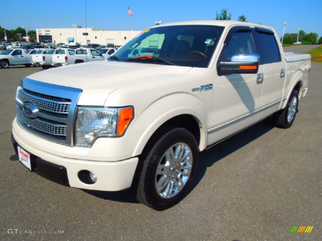 2009 F150 Platinum SuperCrew - White Sand Tri Coat Metallic / Medium Stone Leather/Sienna Brown photo #1