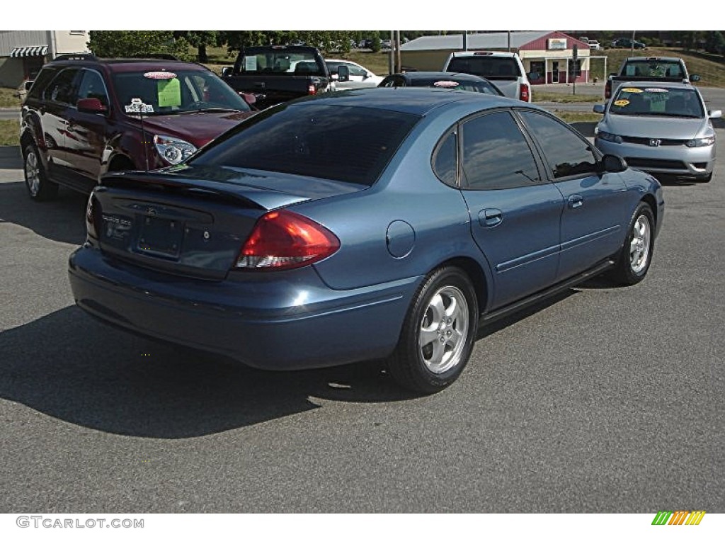 2004 Taurus SES Sedan - True Blue Metallic / Medium Parchment photo #2