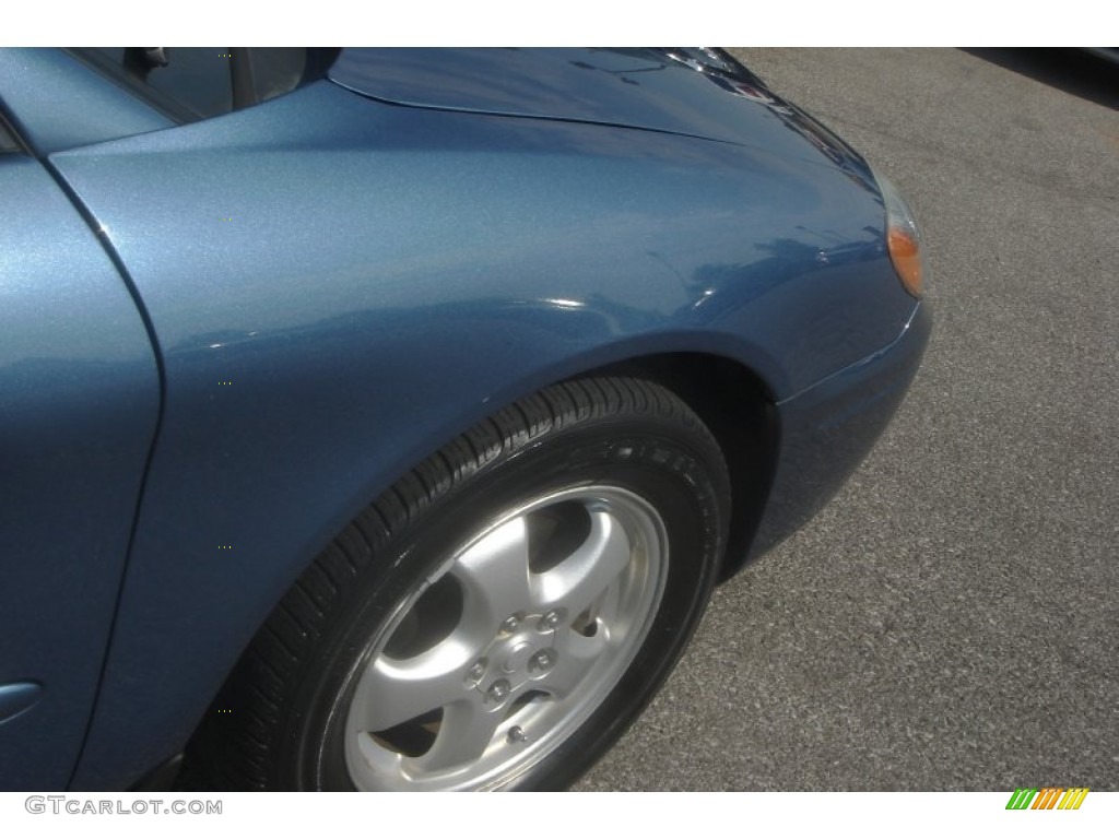 2004 Taurus SES Sedan - True Blue Metallic / Medium Parchment photo #12