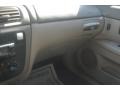 2004 True Blue Metallic Ford Taurus SES Sedan  photo #25