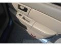 2004 True Blue Metallic Ford Taurus SES Sedan  photo #41