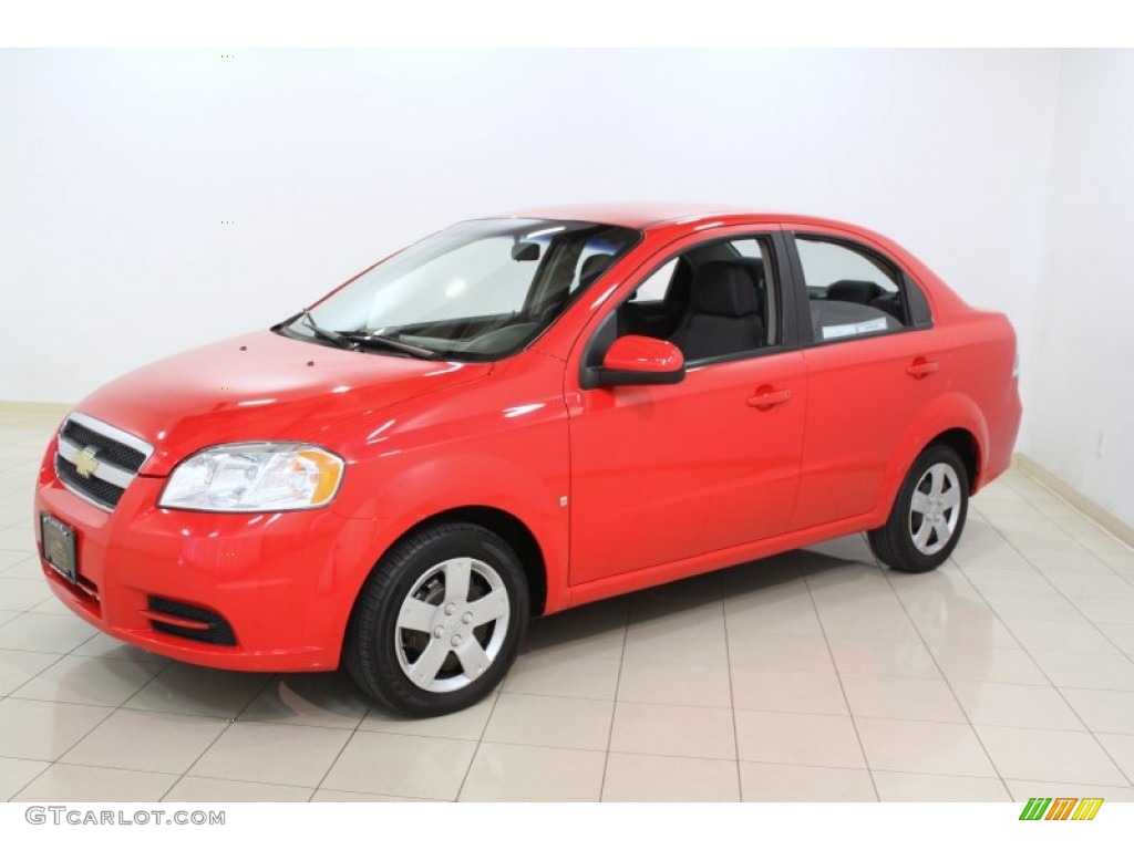 2009 Aveo LT Sedan - Victory Red / Charcoal photo #3