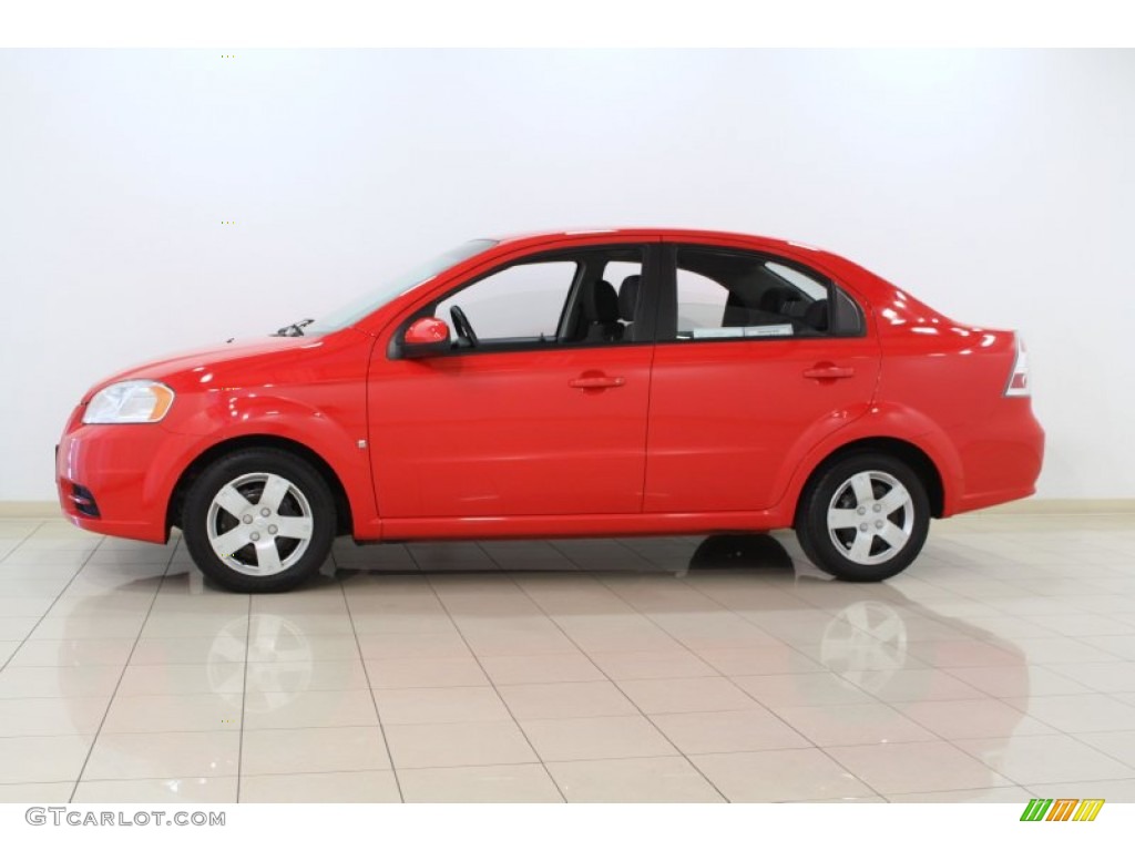 2009 Aveo LT Sedan - Victory Red / Charcoal photo #4
