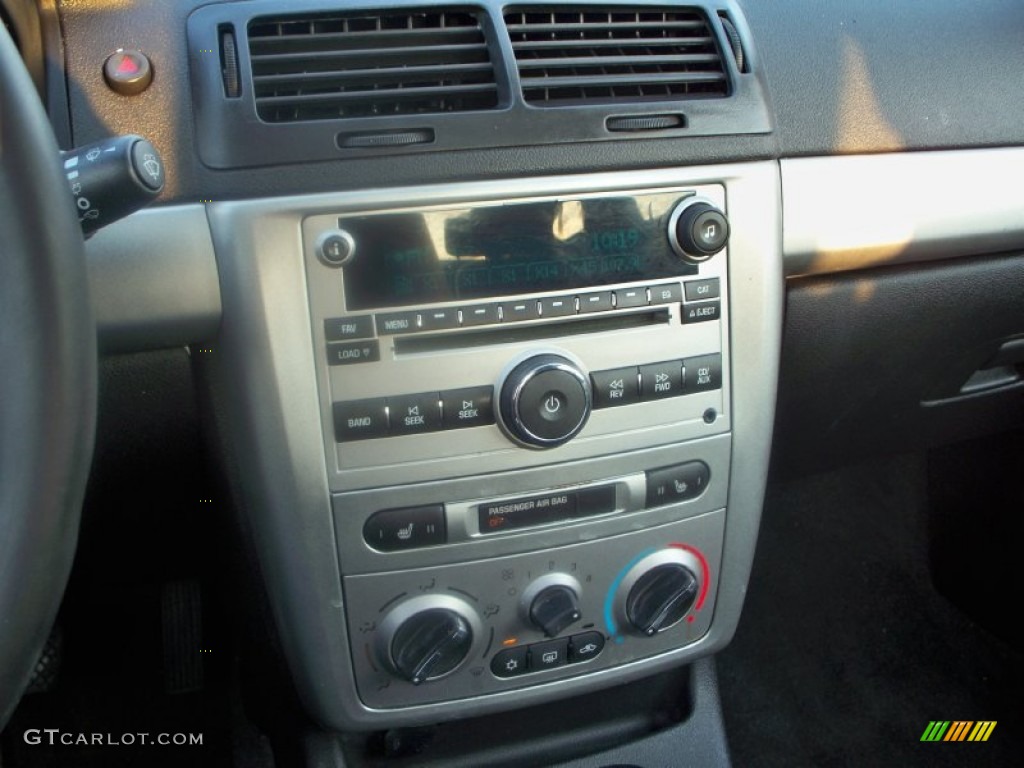 2007 Chevrolet Cobalt SS Coupe Controls Photo #67333325
