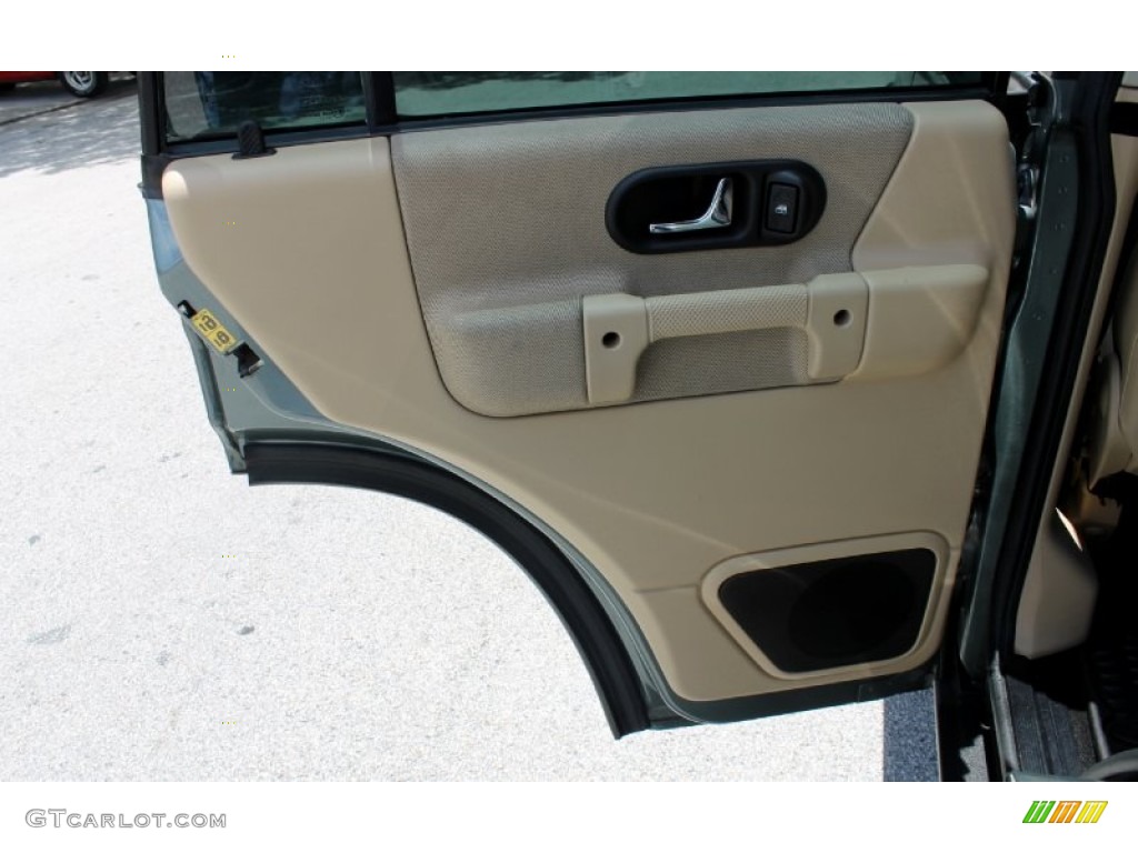 2004 Land Rover Discovery S Alpaca Beige Door Panel Photo #67335632