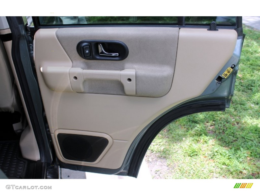 2004 Land Rover Discovery S Alpaca Beige Door Panel Photo #67335638