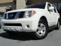 Avalanche White 2005 Nissan Pathfinder SE