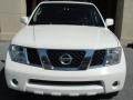 Avalanche White - Pathfinder SE Photo No. 6