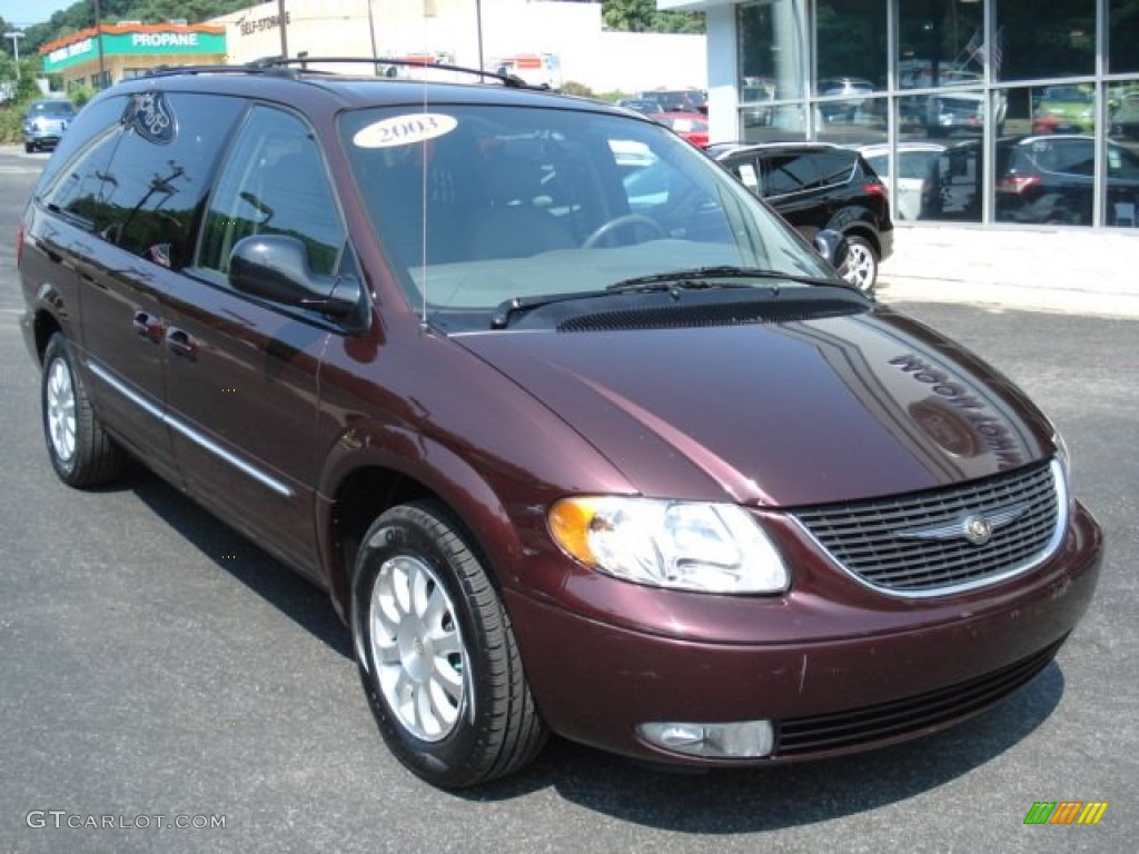 Deep Molten Red Pearl 2003 Chrysler Town & Country LXi Exterior Photo #67337975