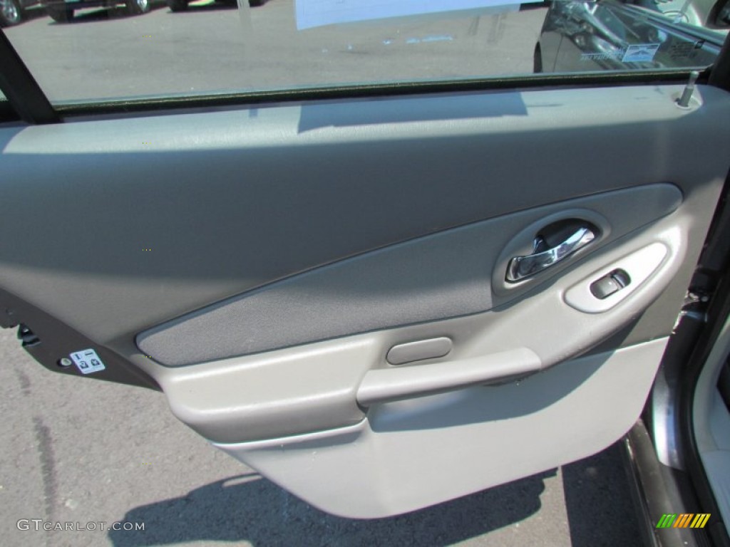 2006 Malibu LT Sedan - Medium Gray Metallic / Titanium Gray photo #20