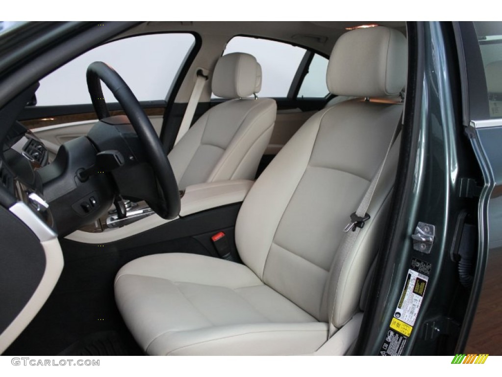 Oyster/Black Interior 2011 BMW 5 Series 550i xDrive Sedan Photo #67341440