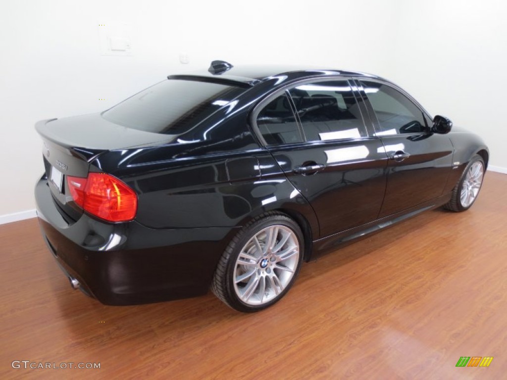 2010 3 Series 335i xDrive Sedan - Black Sapphire Metallic / Black photo #3