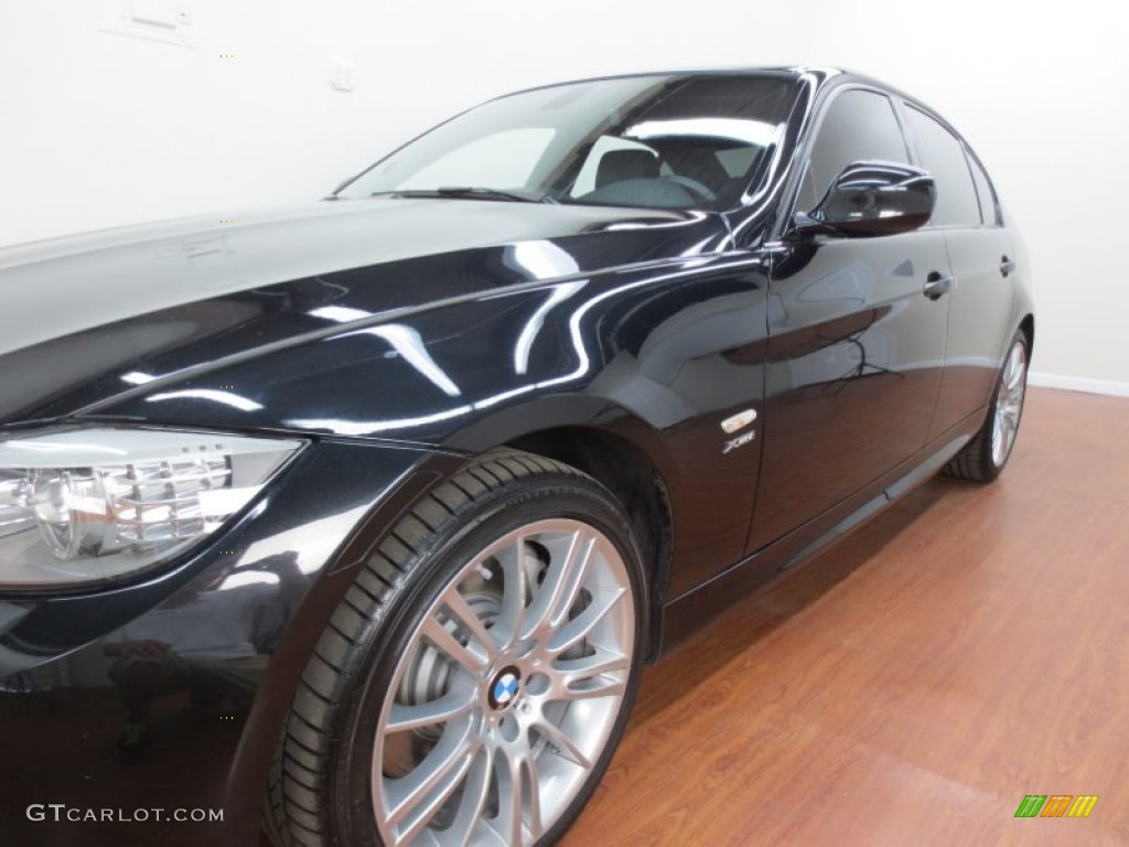 2010 3 Series 335i xDrive Sedan - Black Sapphire Metallic / Black photo #10