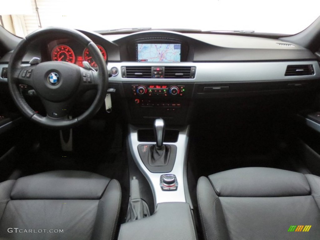2010 3 Series 335i xDrive Sedan - Black Sapphire Metallic / Black photo #11