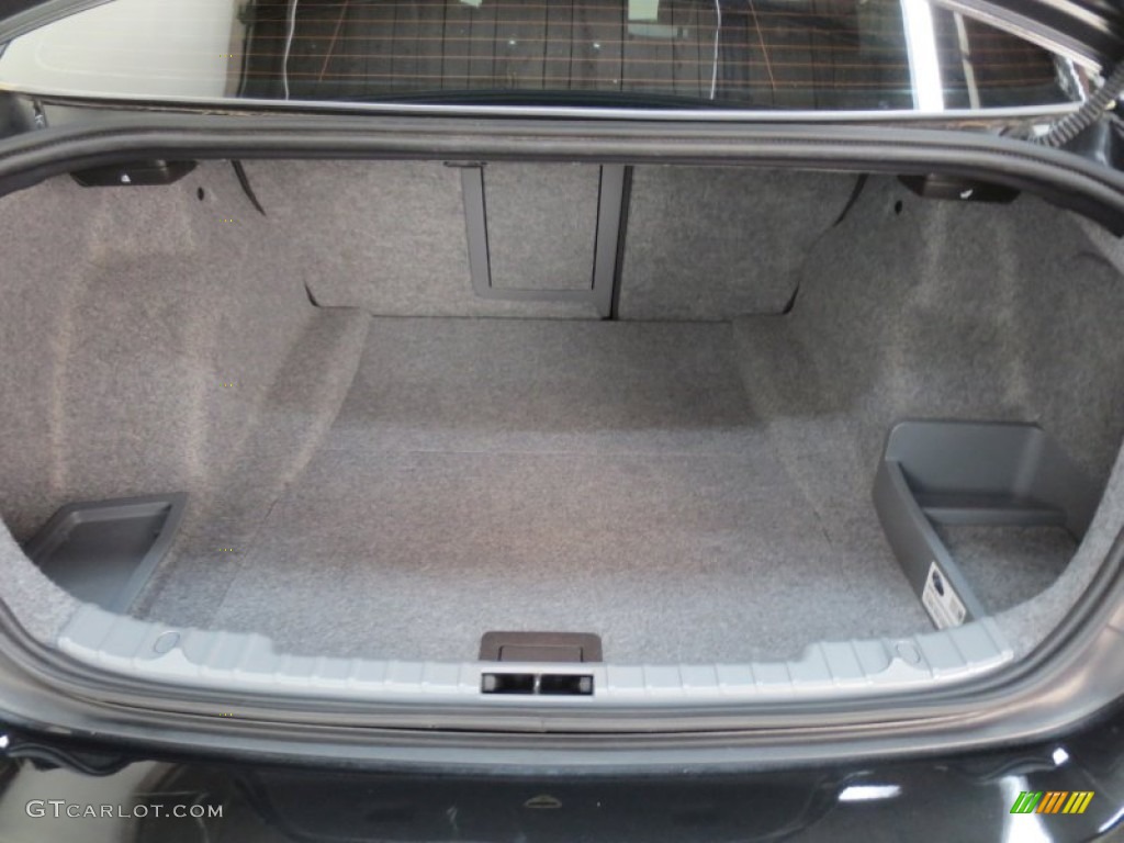 2010 3 Series 335i xDrive Sedan - Black Sapphire Metallic / Black photo #38