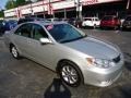 Lunar Mist Metallic - Camry XLE Photo No. 6