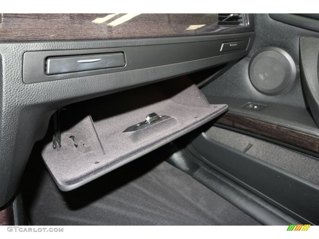 2011 3 Series 335i Coupe - Alpine White / Black photo #18
