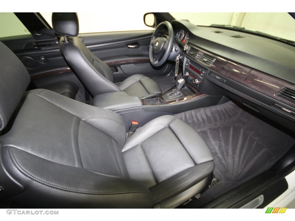2011 3 Series 335i Coupe - Alpine White / Black photo #31