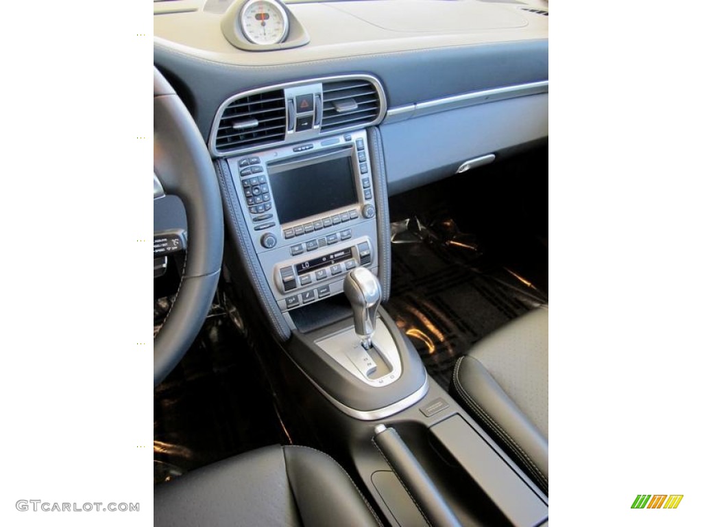 2007 911 Turbo Coupe - Arctic Silver Metallic / Black photo #10