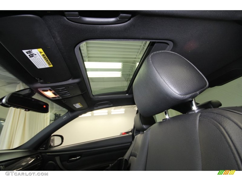 2011 3 Series 335i Coupe - Alpine White / Black photo #39