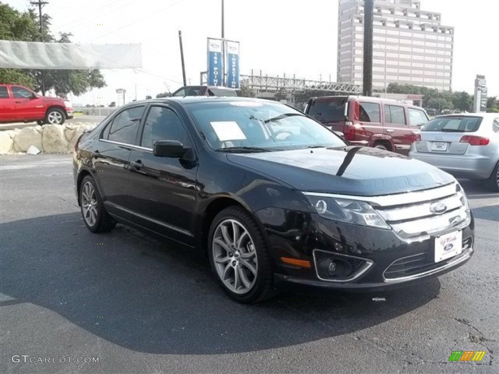 2010 Fusion S - Tuxedo Black Metallic / Charcoal Black photo #1