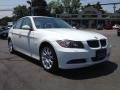 Alpine White - 3 Series 330xi Sedan Photo No. 3