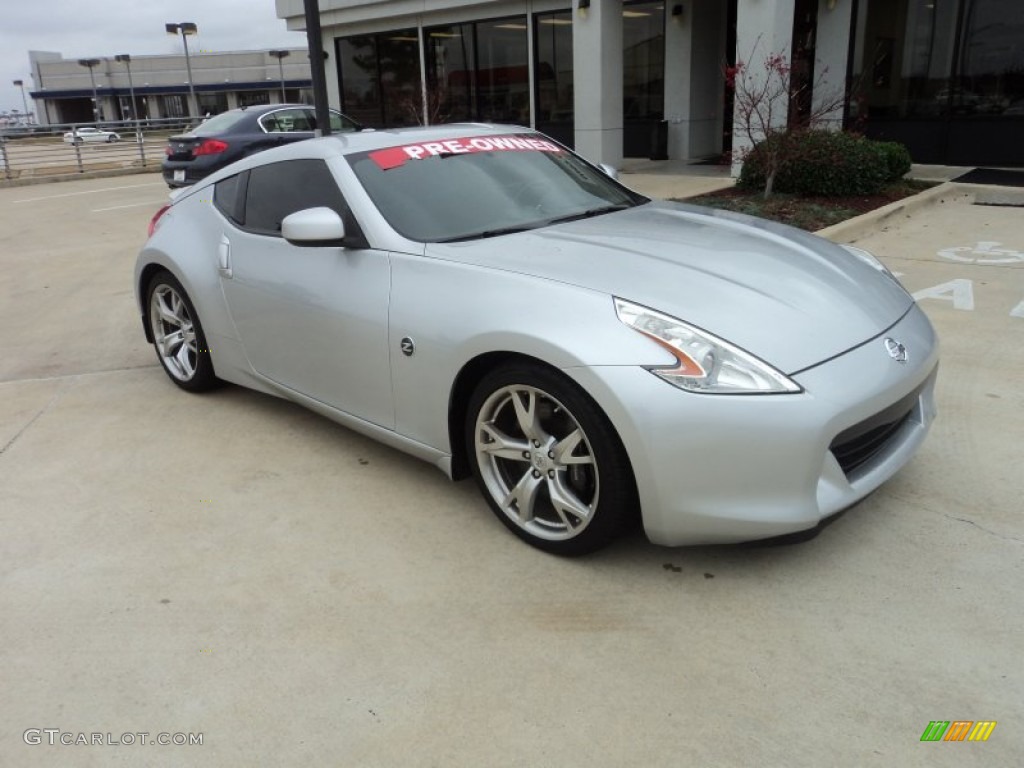 Brilliant Silver 2009 Nissan 370Z Sport Touring Coupe Exterior Photo #67356659
