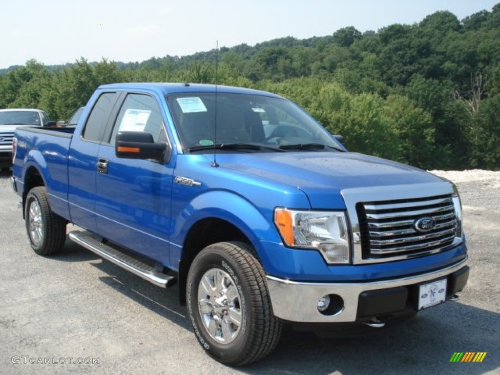 2012 F150 XLT SuperCab 4x4 - Blue Flame Metallic / Pale Adobe photo #2