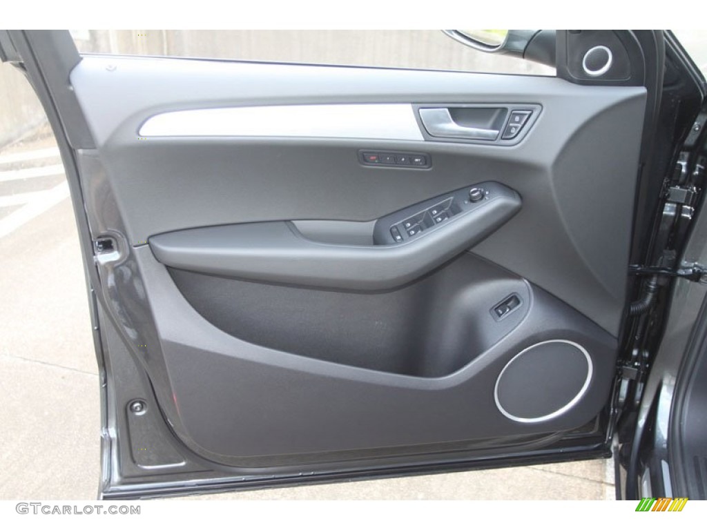 2012 Audi Q5 3.2 FSI quattro Black Door Panel Photo #67357865