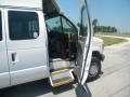 Oxford White - E Series Van E350 Passenger Commercial Photo No. 23