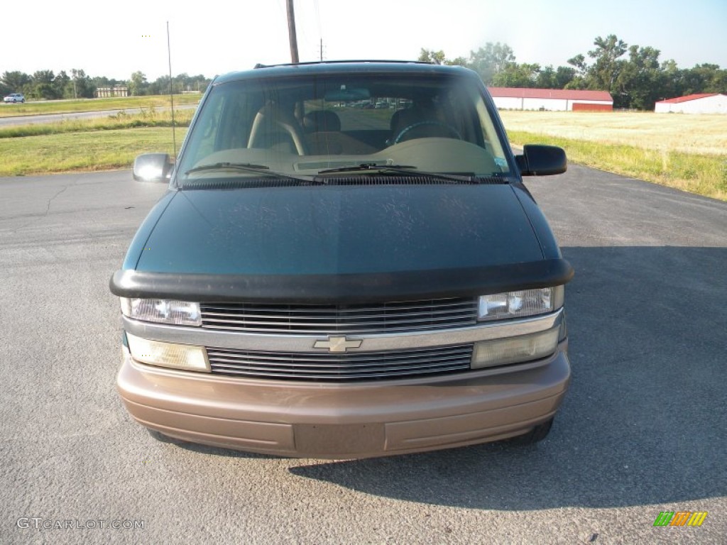 1999 Astro LS Passenger Van - Teal Blue Metallic / Neutral photo #2