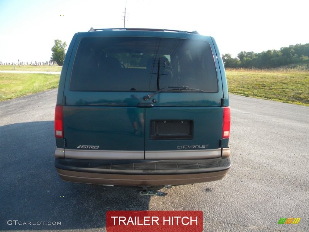 1999 Astro LS Passenger Van - Teal Blue Metallic / Neutral photo #6
