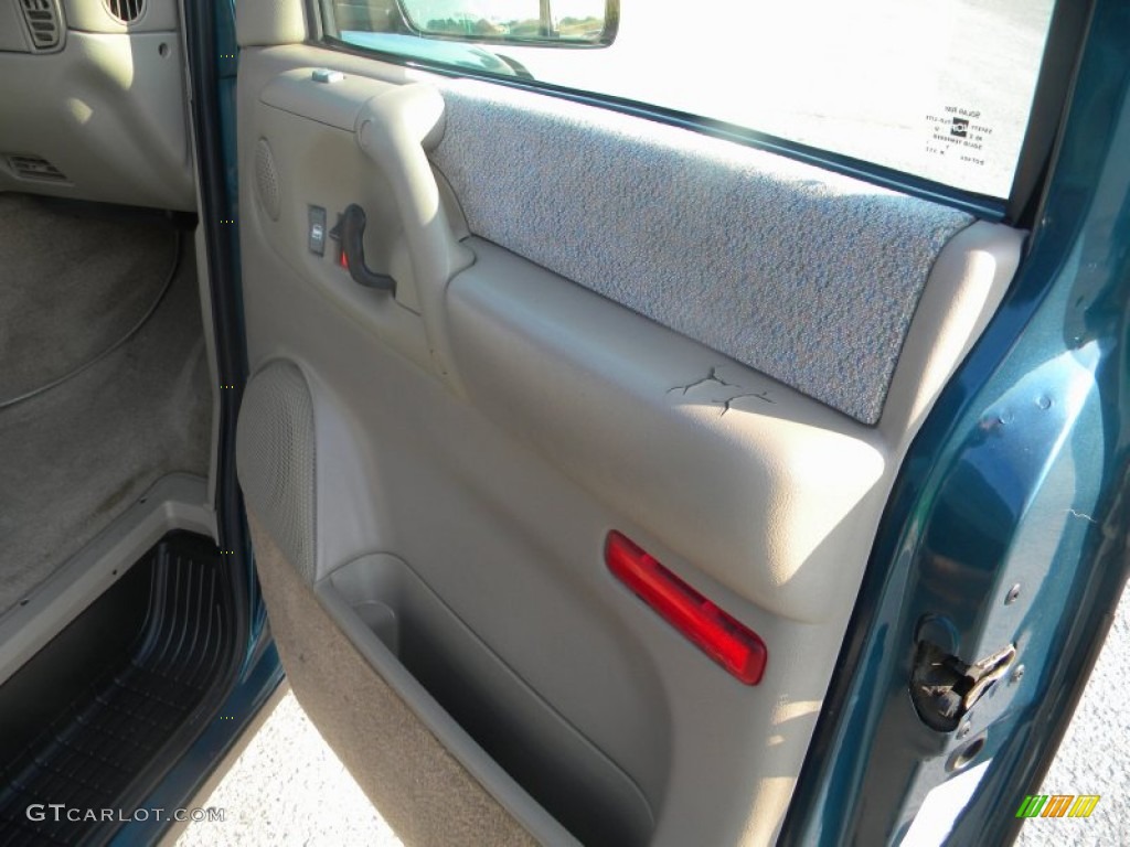 1999 Astro LS Passenger Van - Teal Blue Metallic / Neutral photo #20