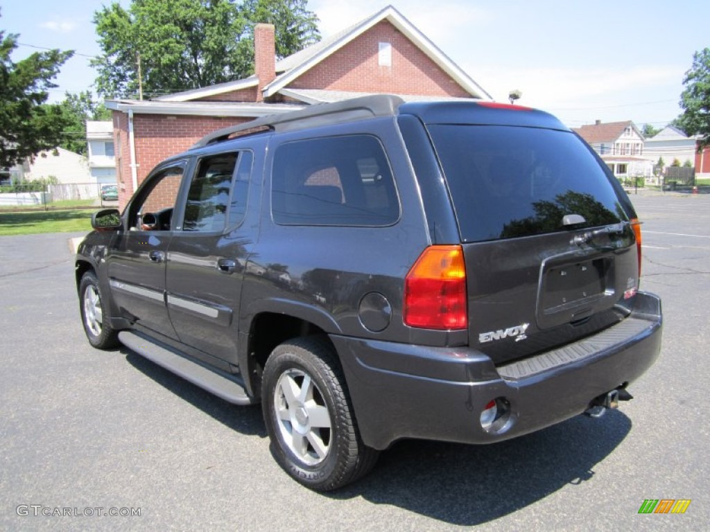 2004 Envoy SLT 4x4 - Carbon Metallic / Medium Pewter photo #5